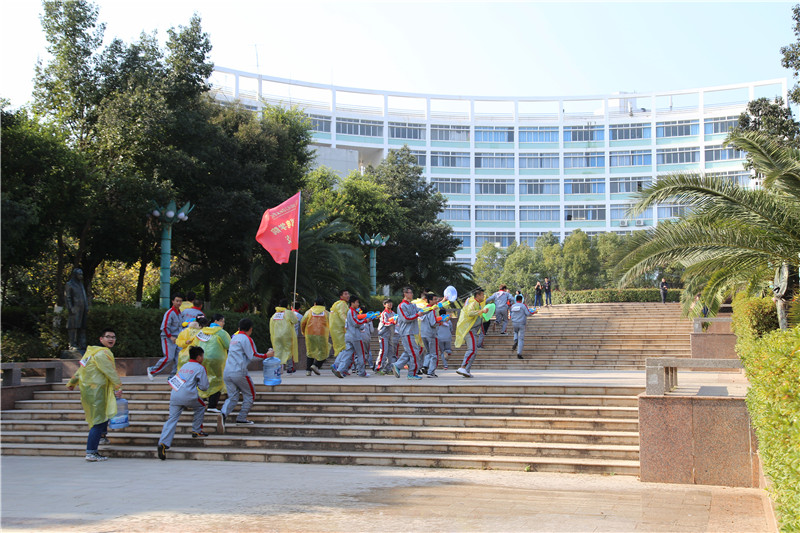 05遵义会议.jpg