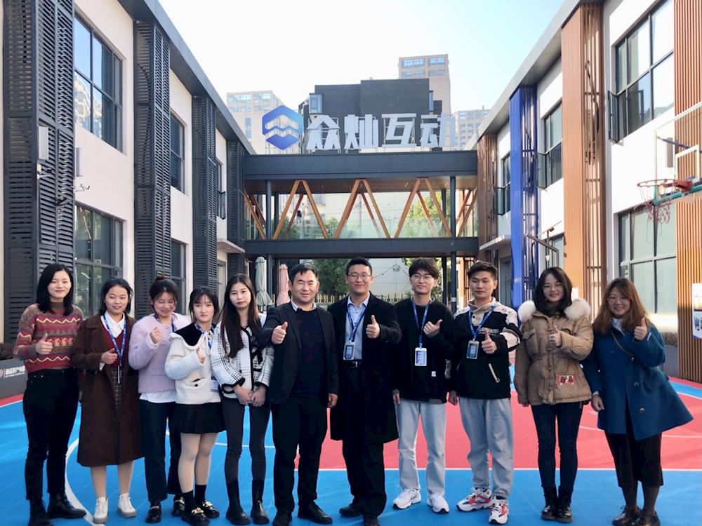 028b74cd108d44d4b6f506f7a3d3a282.jpg 028b74cd108d44d4b6f506f7a3d3a282.jpg