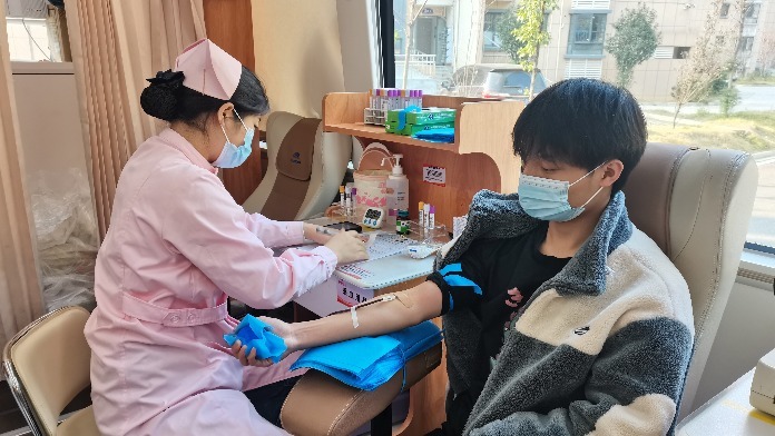 272人助力 江西环境工程职业学院师生献血9万多毫升