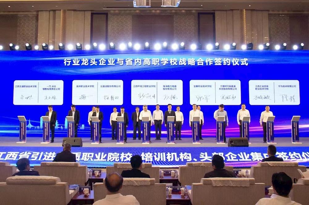 a87ea2cea83741e69288a7d20ee68244.jpg a87ea2cea83741e69288a7d20ee68244.jpg