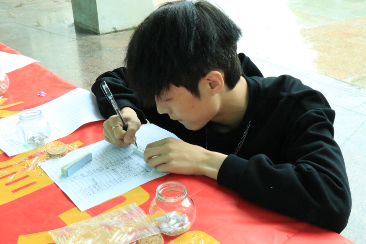 8c7d98cd56244e6d9656808f42e0cc2d.png 8c7d98cd56244e6d9656808f42e0cc2d.png