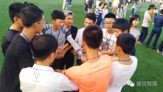 物联网专业学生作品参加软件交会.jpg
