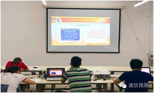物联网专业学生作品参加软件交会.jpg