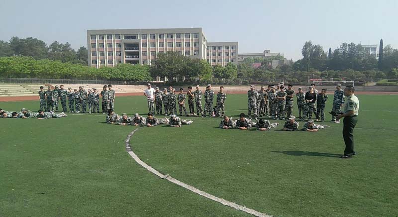 物联网专业学生作品参加软件交会.jpg