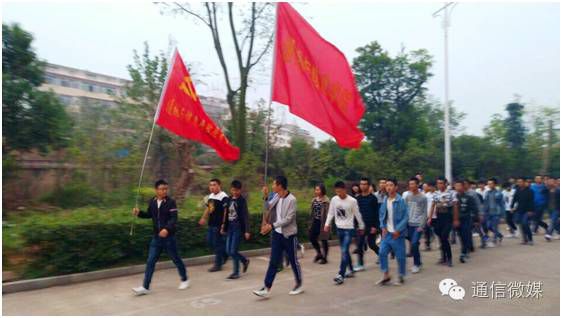 物联网专业学生作品参加软件交会.jpg