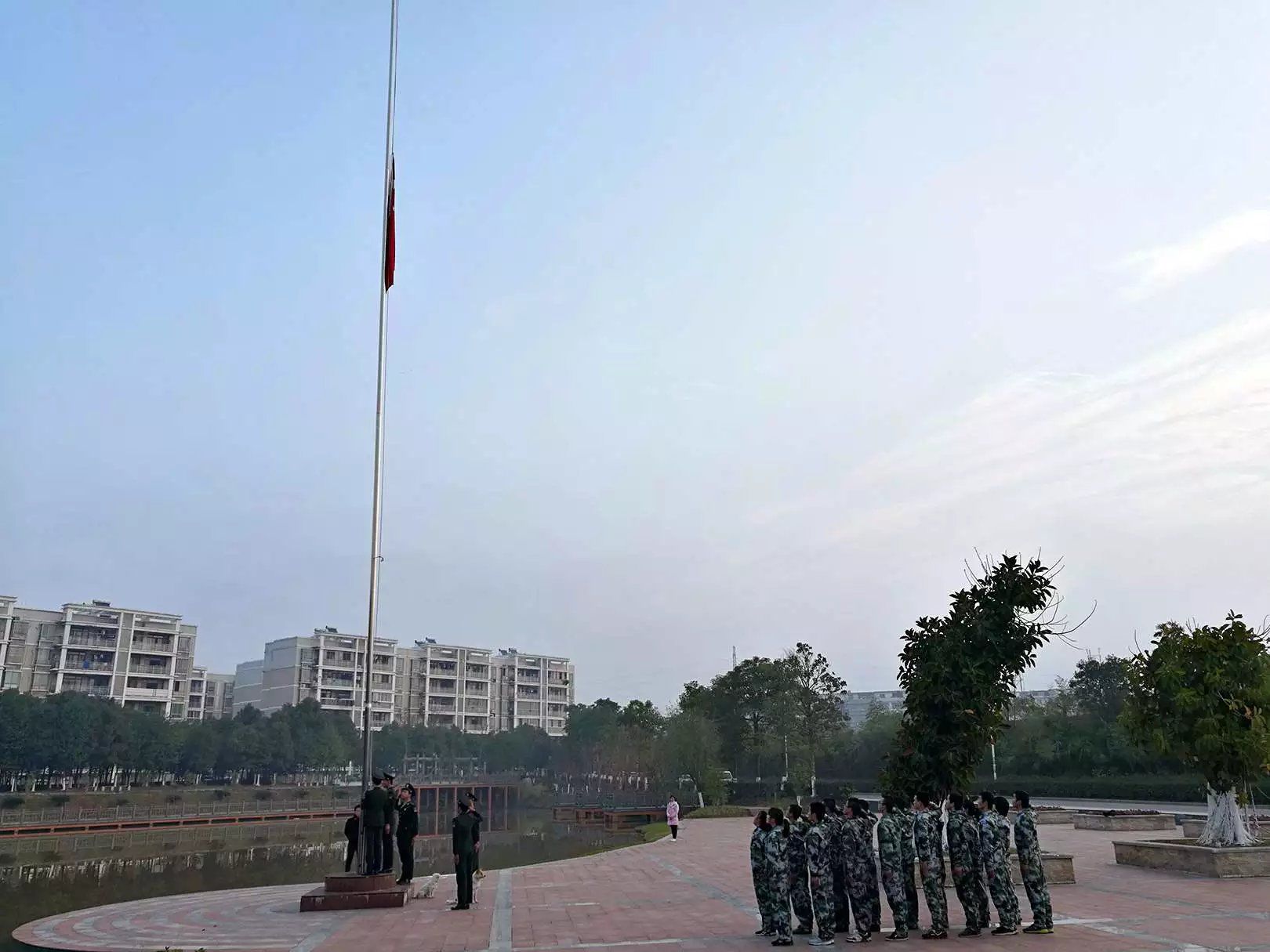 物联网专业学生作品参加软件交会.jpg
