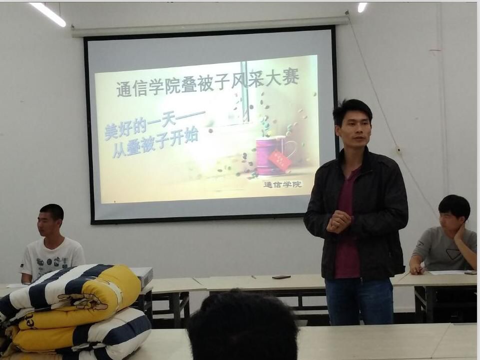 物联网专业学生作品参加软件交会.jpg
