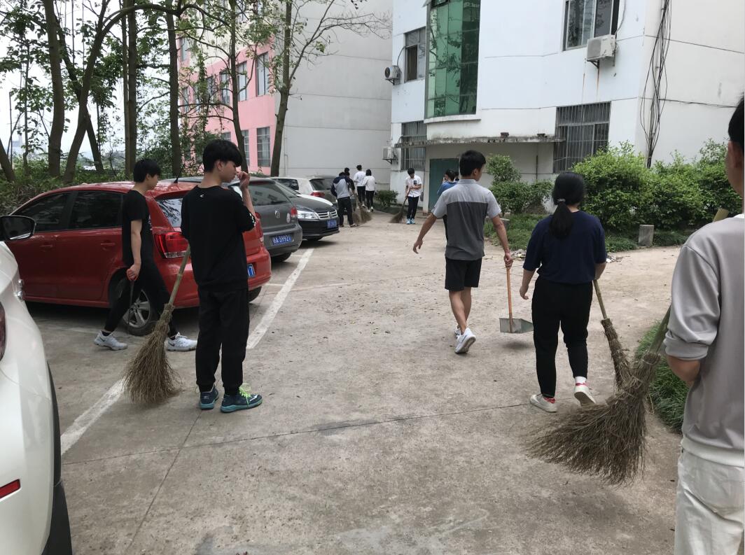 QQ截图20180412103222.jpg