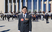 喜报！教师李德鑫荣获“全国先进工作者”