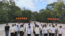 旅游与外语学院党总支组织入党积极分子参观 赣州市革命烈士纪念馆