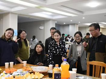 旅游与商贸学院开展“民族团结一家亲”主题活动