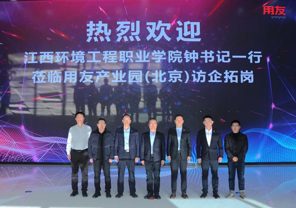 fc92fff19f2ea3d7889a424762a73e7