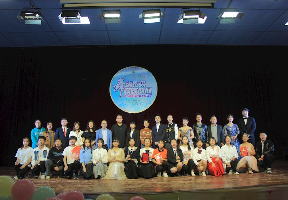 89dbdf6bbf984b78914c5e1eb0ee9c0e.jpg 89dbdf6bbf984b78914c5e1eb0ee9c0e.jpg