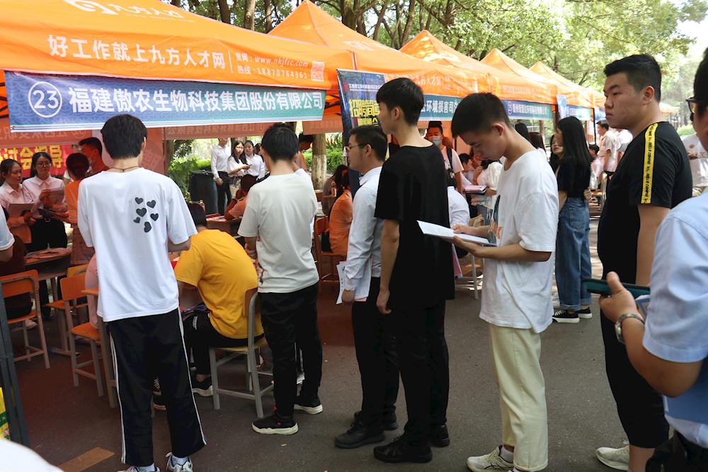 e114542c794e415c89b6c86b1cdad634.JPG e114542c794e415c89b6c86b1cdad634.JPG