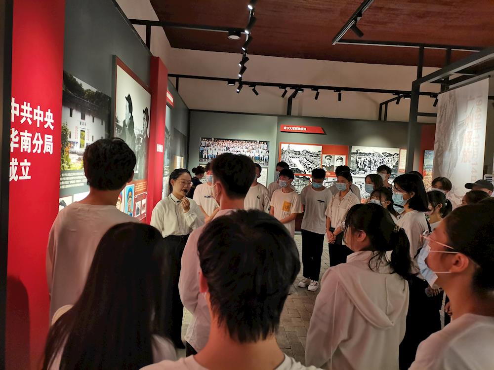 b56fc8b554d446f08dfaa928eb59a38d.jpg b56fc8b554d446f08dfaa928eb59a38d.jpg