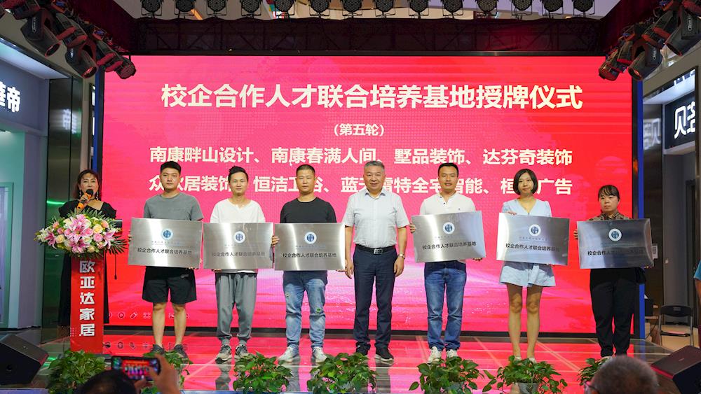 21eff2abf063485682023f10d29ea401.jpg 21eff2abf063485682023f10d29ea401.jpg