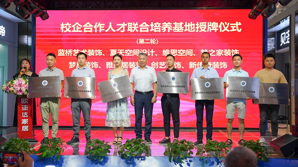 eea05eadc3974abeb83f57373f42a796.jpg eea05eadc3974abeb83f57373f42a796.jpg