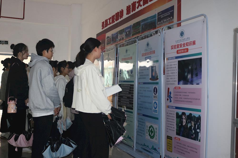 9affada5a7c1440ca6b6264cc1598e57.jpg 9affada5a7c1440ca6b6264cc1598e57.jpg