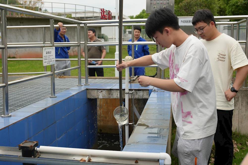 58a6914e4de94153b0deb500a5e141d4.jpg 58a6914e4de94153b0deb500a5e141d4.jpg