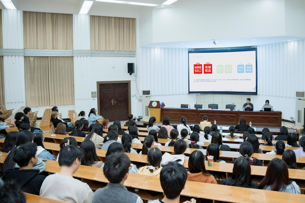 8d0d701c552641bdaa1efe55ce5413dd.png 8d0d701c552641bdaa1efe55ce5413dd.png