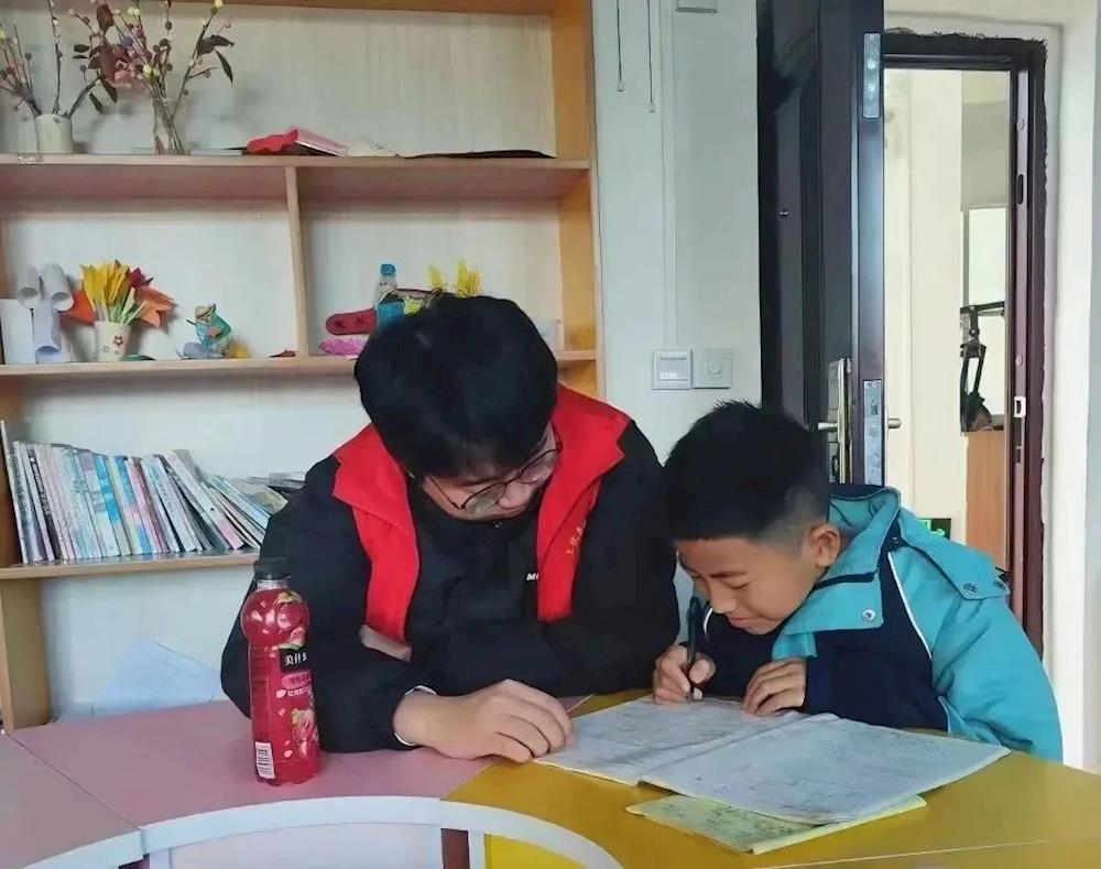 3eca9c7a0da94db1a022be7f092ae57e.jpg 3eca9c7a0da94db1a022be7f092ae57e.jpg