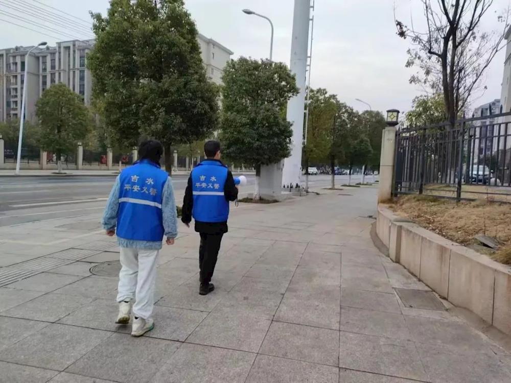 b807b38e4ee446ecbe77334b078ca876.jpg b807b38e4ee446ecbe77334b078ca876.jpg