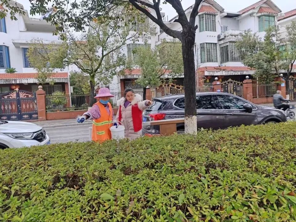 f95edd2b44984e55a6d7da24c8f0c017.jpg f95edd2b44984e55a6d7da24c8f0c017.jpg